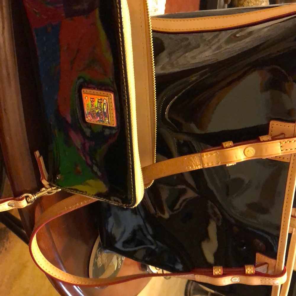 Dooney & Bourke Tote with wallet